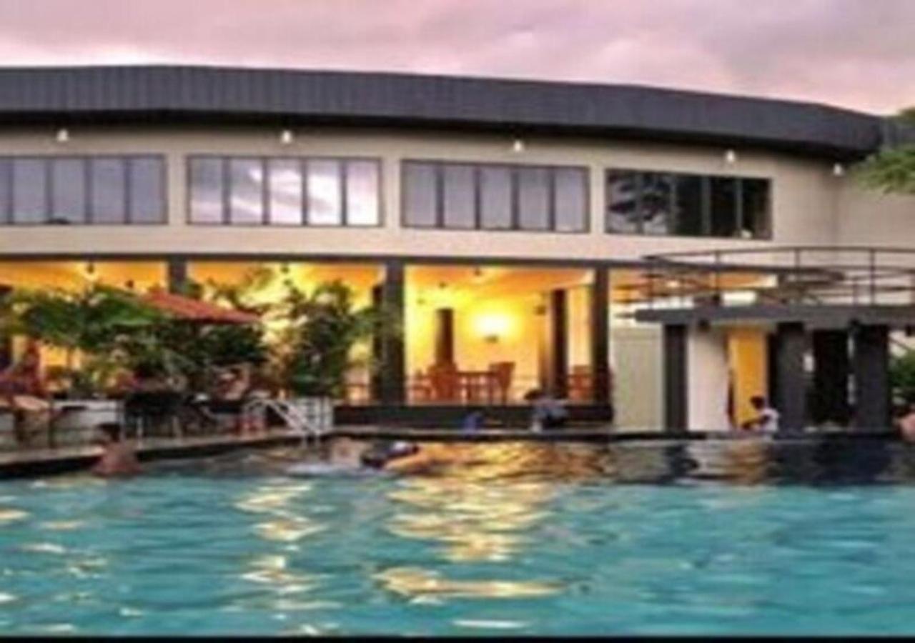 Garden Beach Hotel קלוטארה מראה חיצוני תמונה