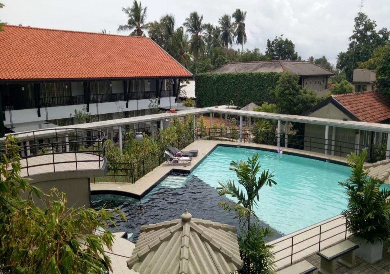 Garden Beach Hotel קלוטארה מראה חיצוני תמונה