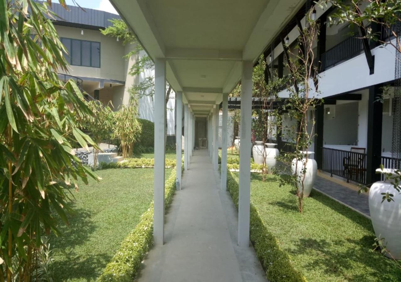 Garden Beach Hotel קלוטארה מראה חיצוני תמונה